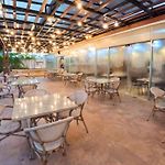 Luxury Oceanfront Penthouse In Cartagena With Private Pool