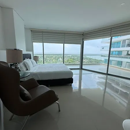 Luxury Oceanfront Penthouse In With Private Pool Apartamento *